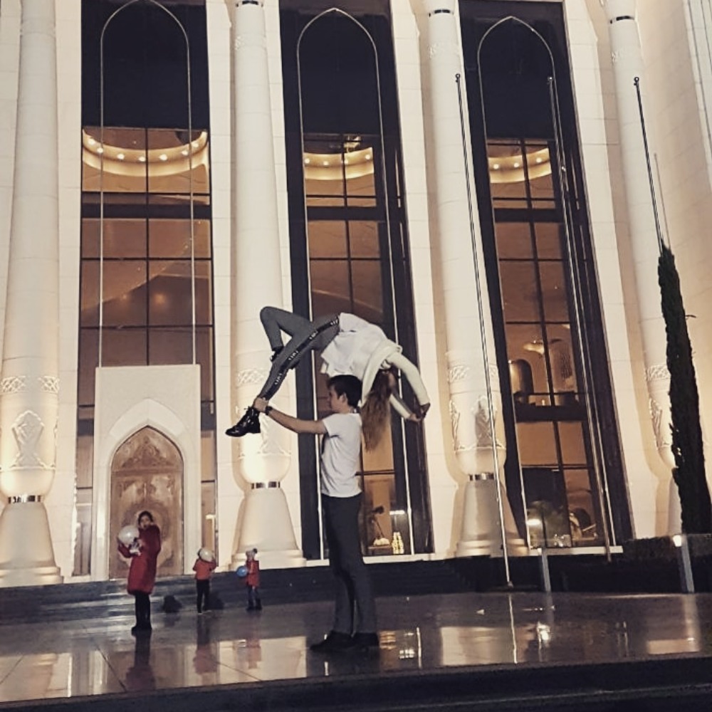 Meet your Posher, Alexander